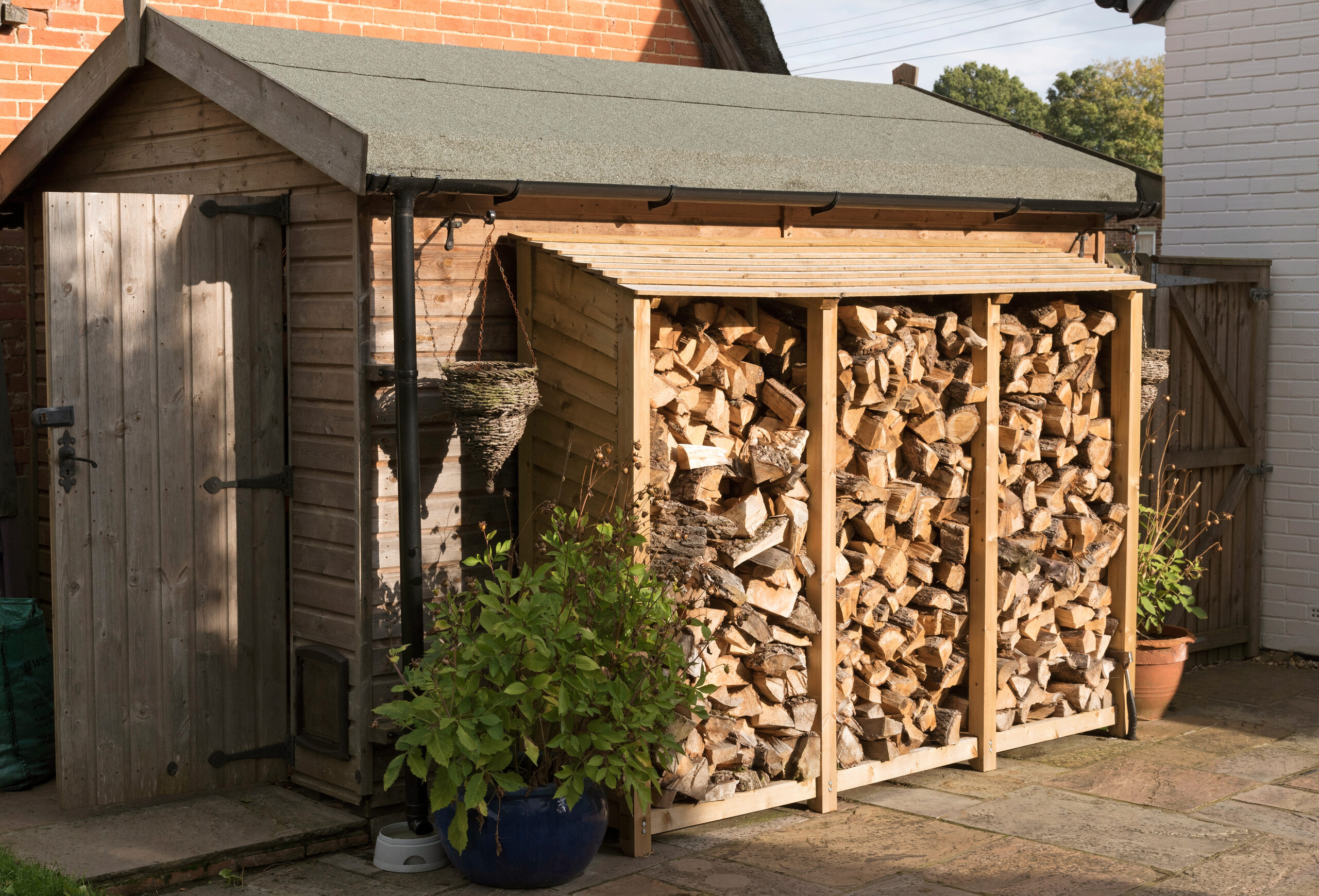 Kiln Dried Logs - Longfield Logs